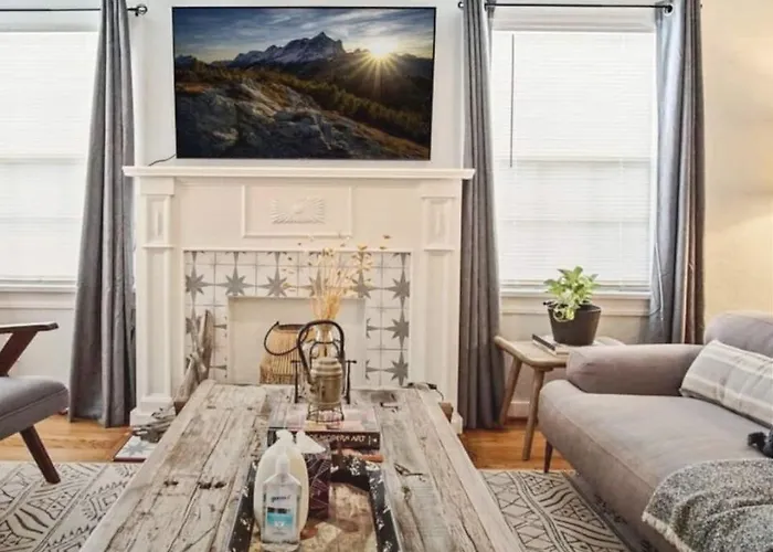 Spacious 3Br Family Haven Near Plaza District #C1